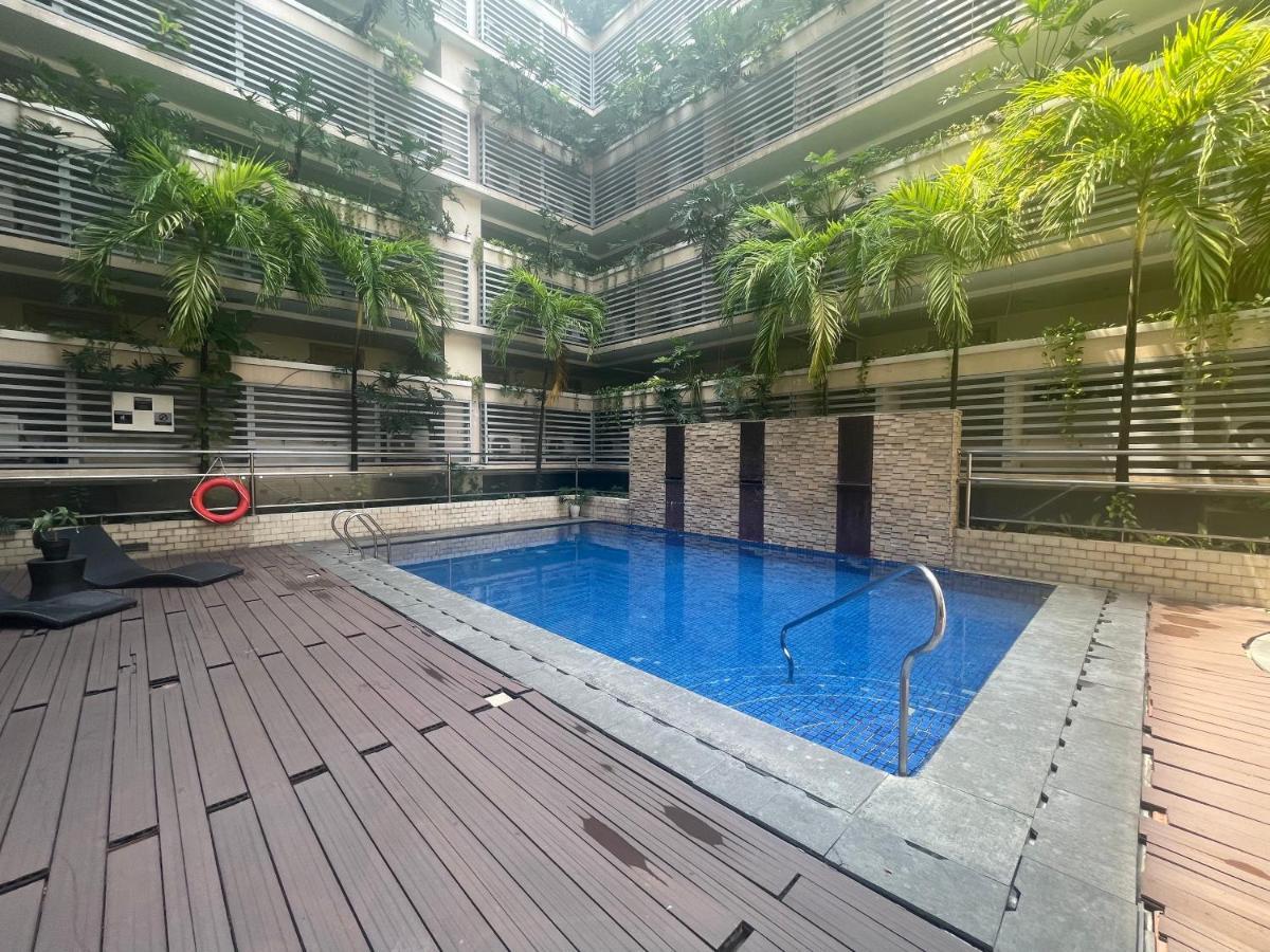 4J North Wing - 150 Newport Boulevard, Near Terminal3 Airport Manila Bagian luar foto